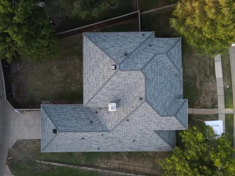 Commercial roofing project